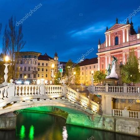 Apartment Central Station Between Dragon And Triple Bridges Ljubljana Exterior photo
