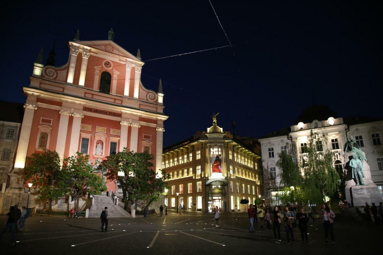 Apartment Central Station Between Dragon And Triple Bridges Ljubljana Exterior photo